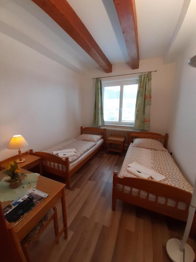 Penzion Sefcik Hotel Harichovce Luaran gambar